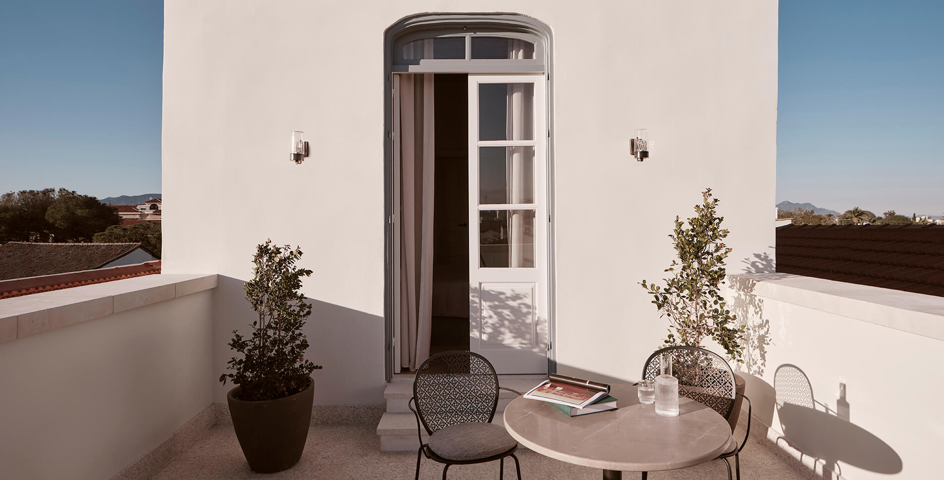 Grand & Luxe with Terrace